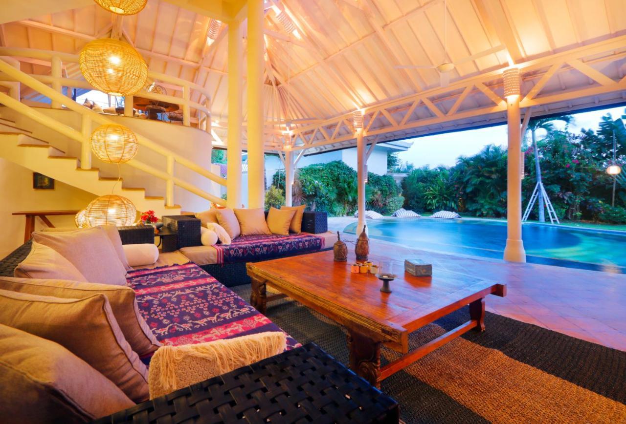 La Villa Oberoi Seminyak Extérieur photo